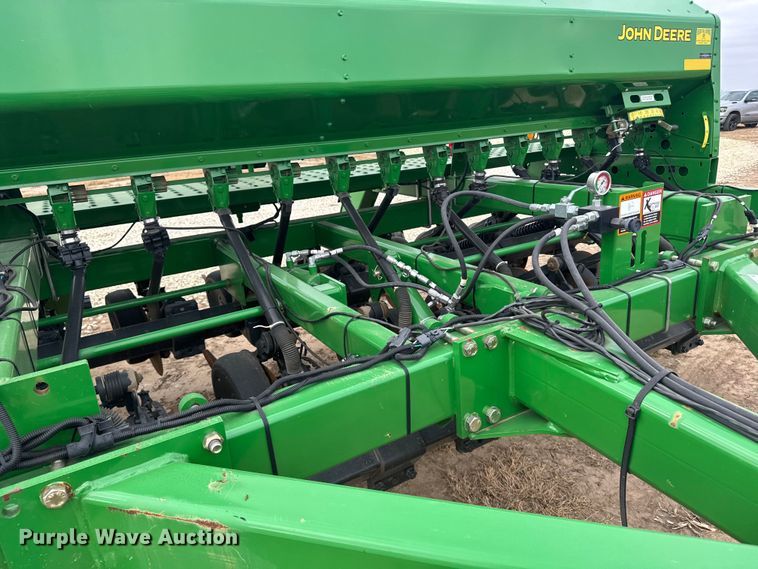 image for item EU6369 2010 John Deere 1590 grain drill