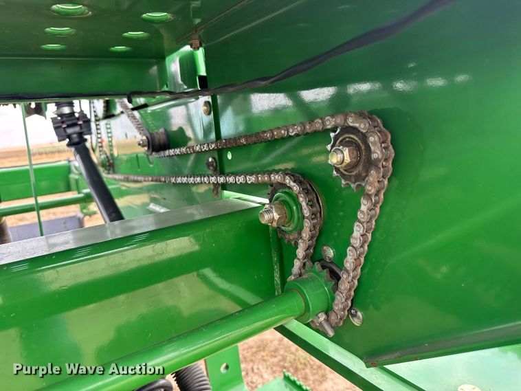 image for item EU6369 2010 John Deere 1590 grain drill