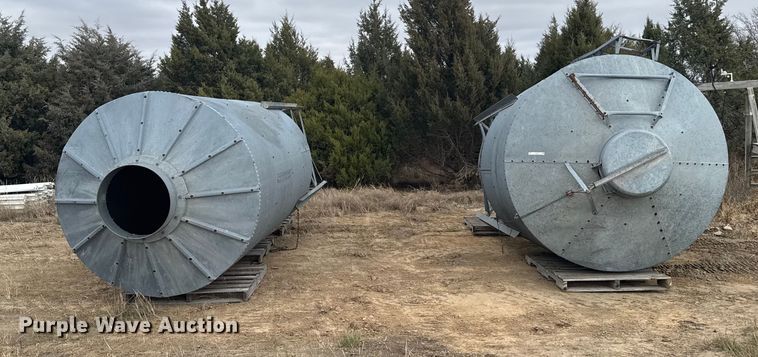 image for item EU6382 Grain silos