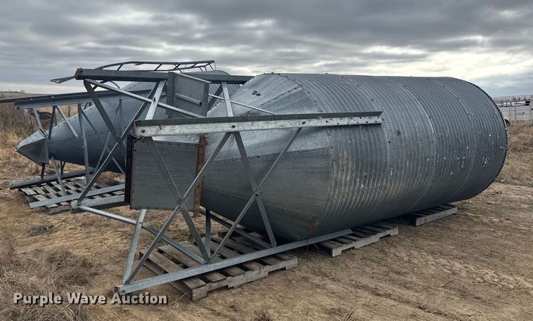 image for item EU6382 Grain silos