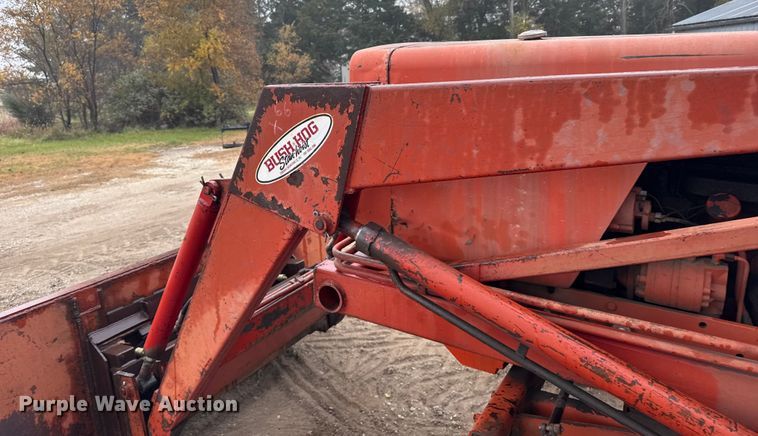 image for item EU6386 Allis-Chalmers 185 tractor