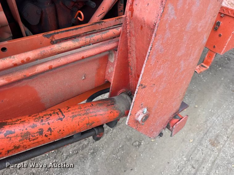 image for item EU6386 Allis-Chalmers 185 tractor