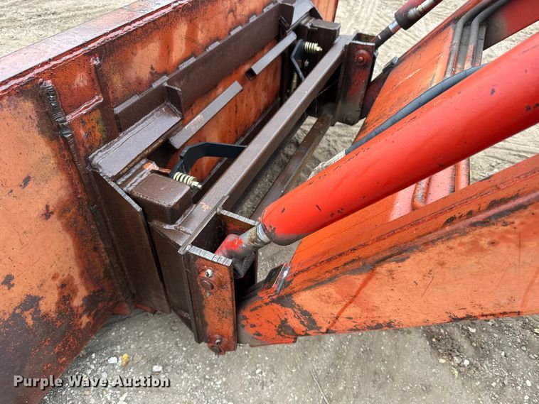 image for item EU6386 Allis-Chalmers 185 tractor