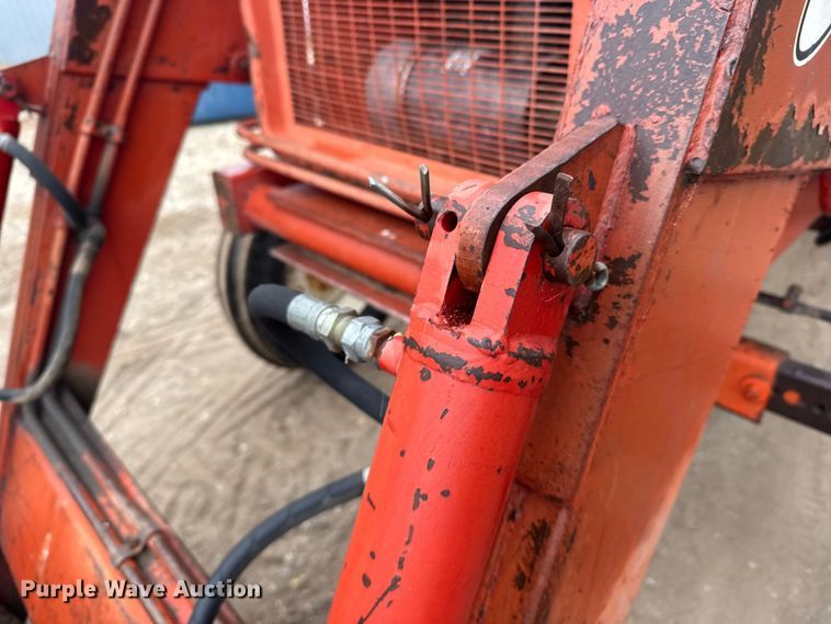 image for item EU6386 Allis-Chalmers 185 tractor