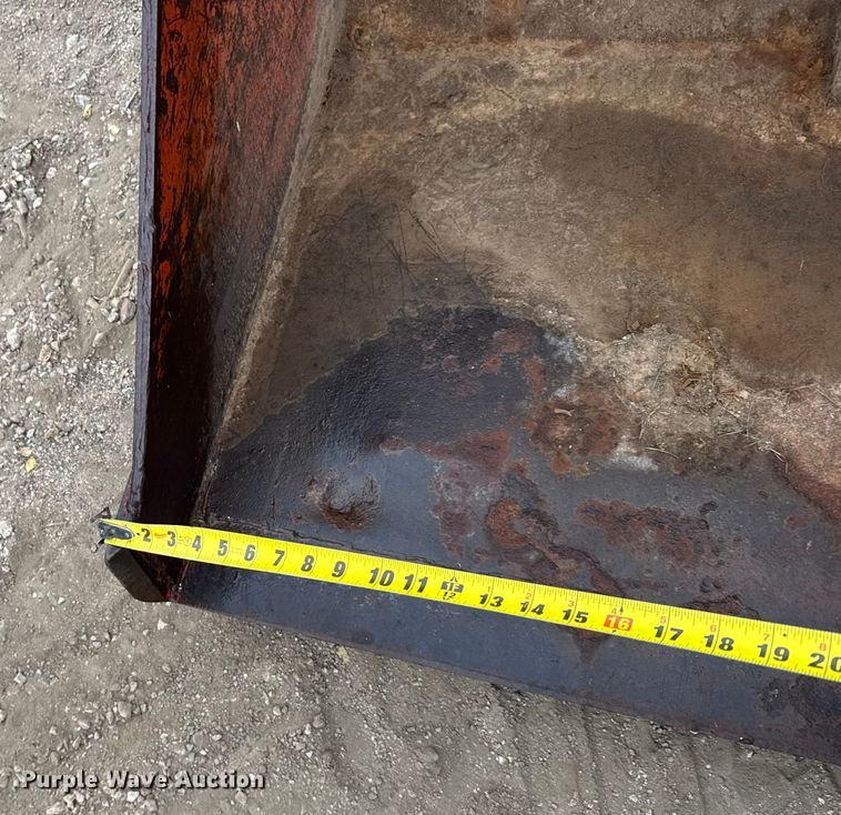 image for item EU6386 Allis-Chalmers 185 tractor