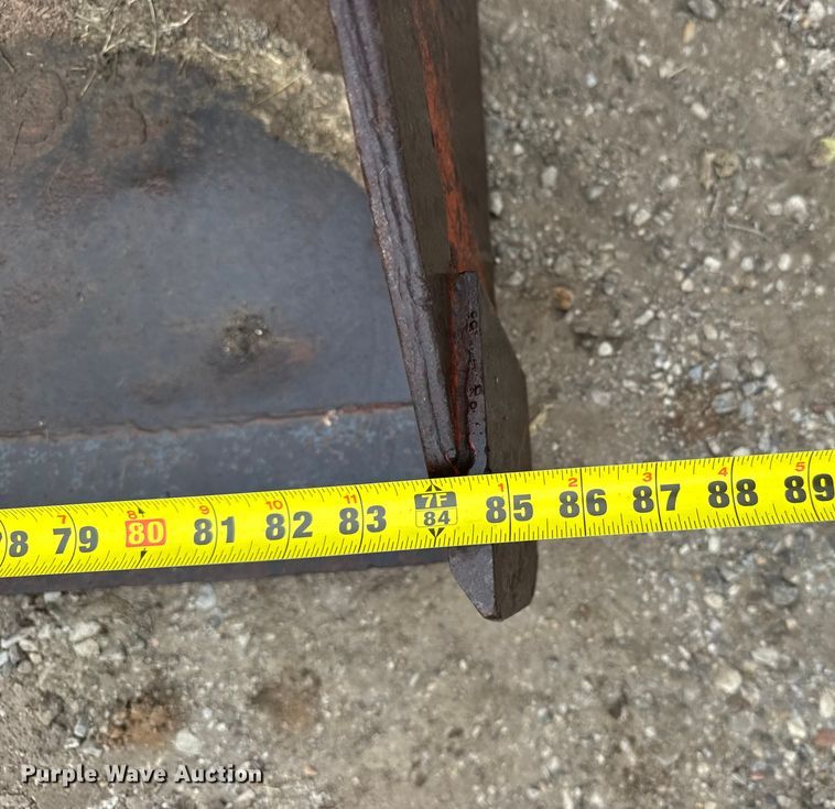 image for item EU6386 Allis-Chalmers 185 tractor