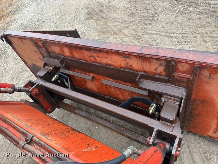 image for item EU6386 Allis-Chalmers 185 tractor