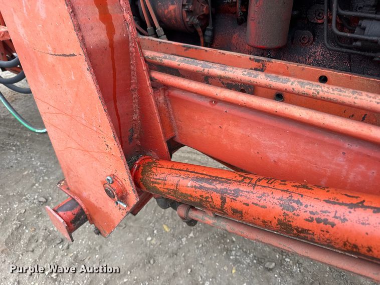 image for item EU6386 Allis-Chalmers 185 tractor