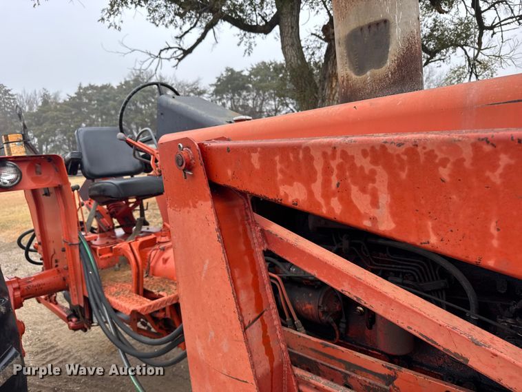 image for item EU6386 Allis-Chalmers 185 tractor