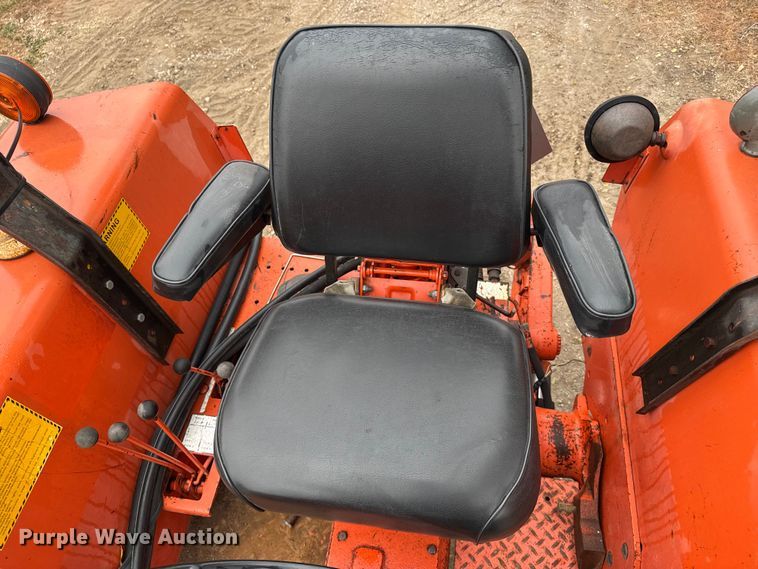 image for item EU6386 Allis-Chalmers 185 tractor