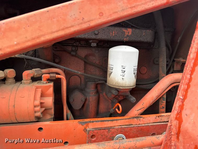 image for item EU6386 Allis-Chalmers 185 tractor