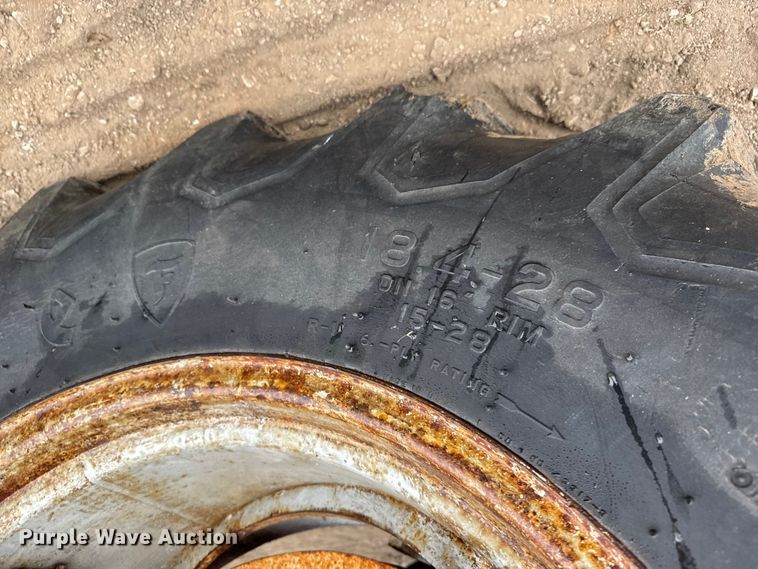 image for item EU6386 Allis-Chalmers 185 tractor