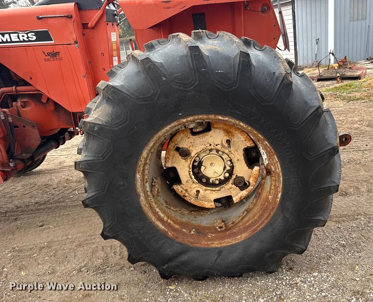 image for item EU6386 Allis-Chalmers 185 tractor