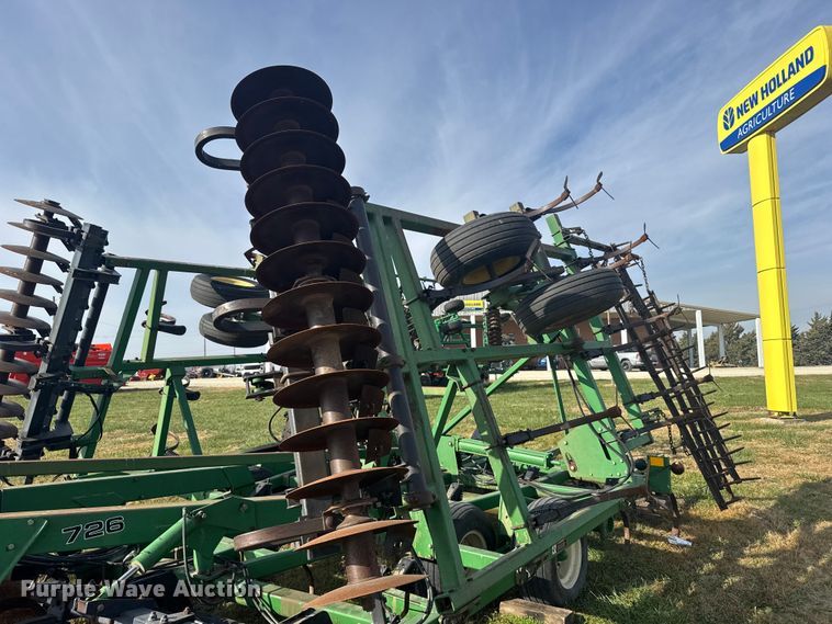 image for item EU6388 John Deere 726 mulch finisher