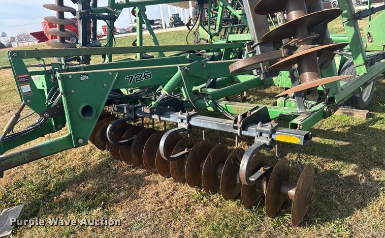 image for item EU6388 John Deere 726 mulch finisher