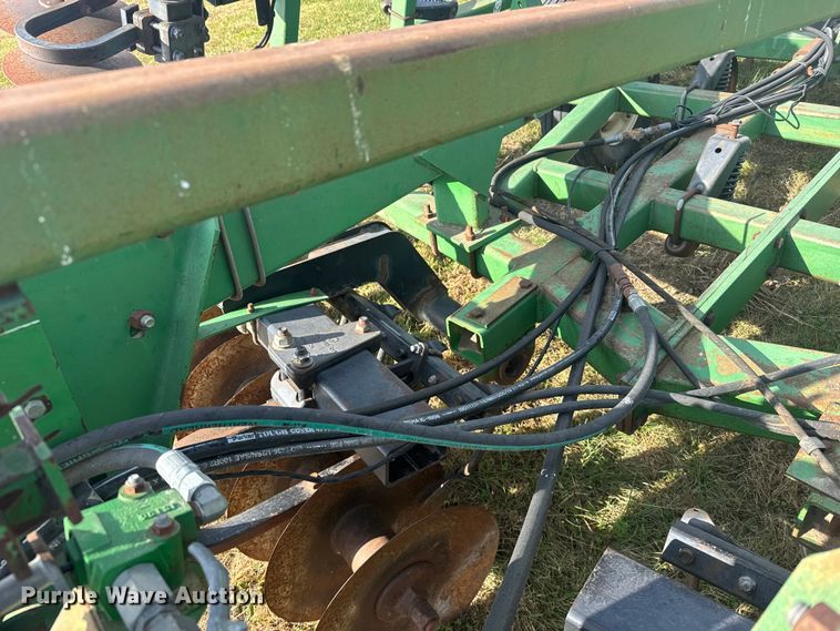 image for item EU6388 John Deere 726 mulch finisher