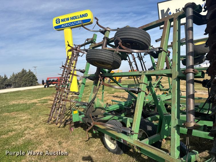 image for item EU6388 John Deere 726 mulch finisher