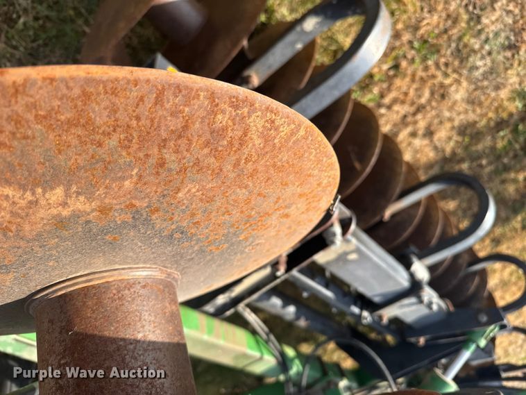 image for item EU6388 John Deere 726 mulch finisher