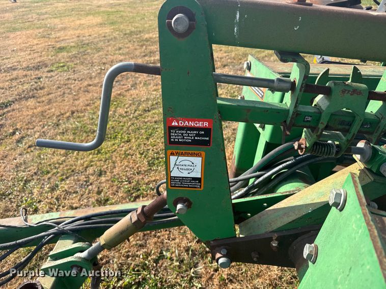 image for item EU6388 John Deere 726 mulch finisher