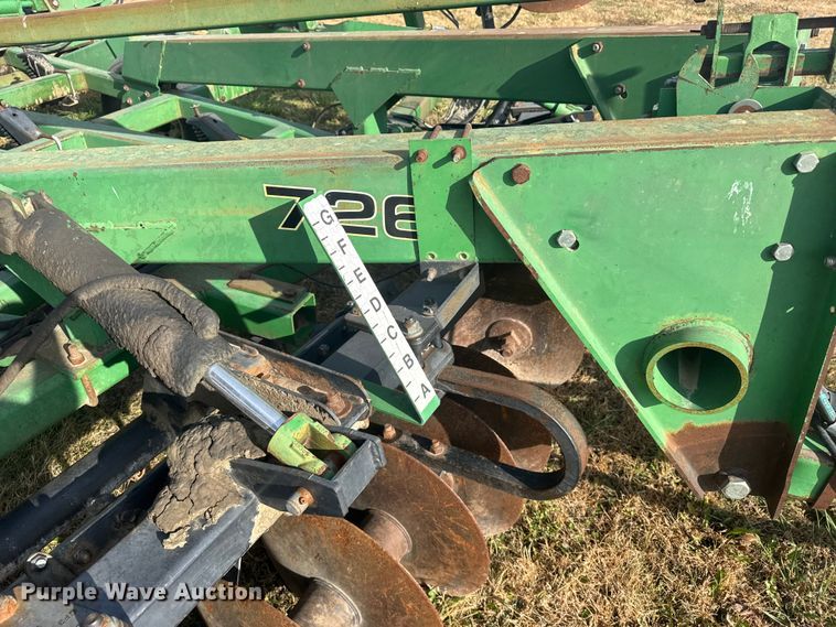 image for item EU6388 John Deere 726 mulch finisher
