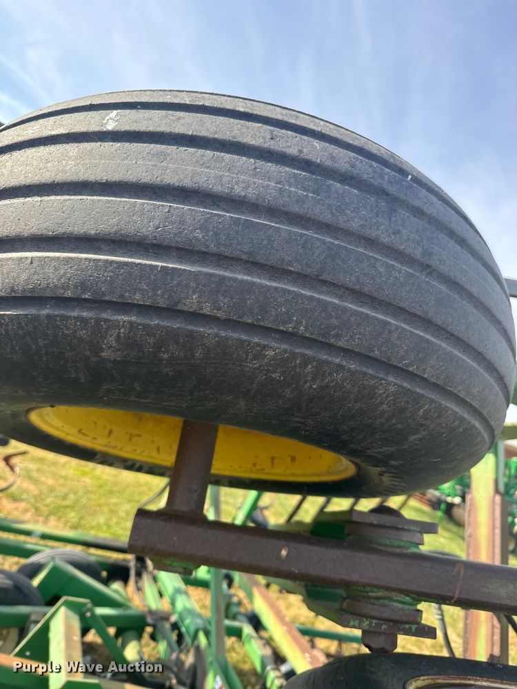 image for item EU6388 John Deere 726 mulch finisher