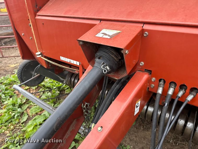 image for item EU6413 2007 Massey Ferguson 2756 round baler