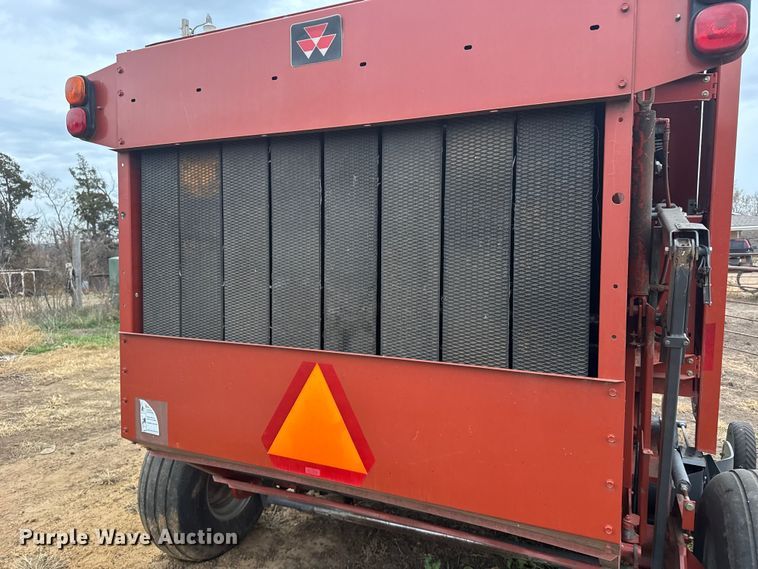 image for item EU6413 2007 Massey Ferguson 2756 round baler