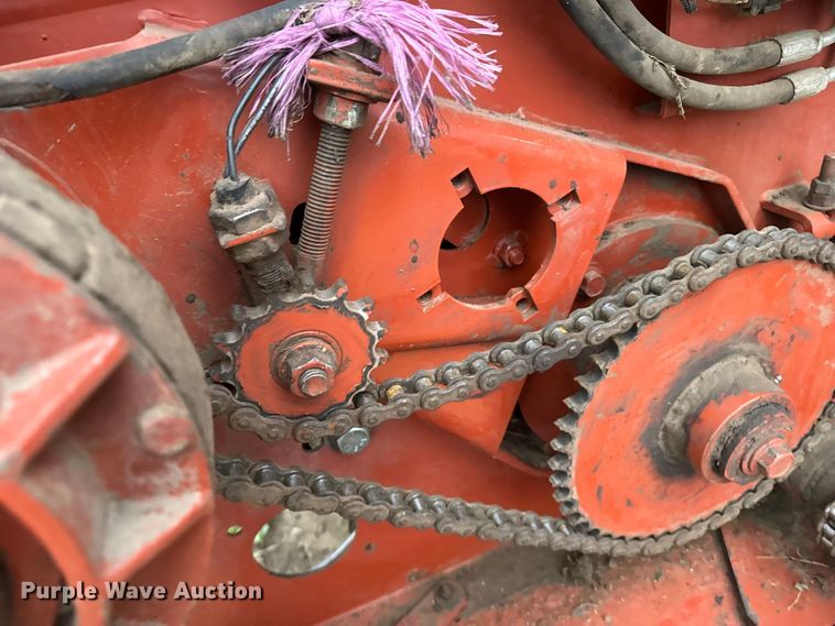 image for item EU6413 2007 Massey Ferguson 2756 round baler