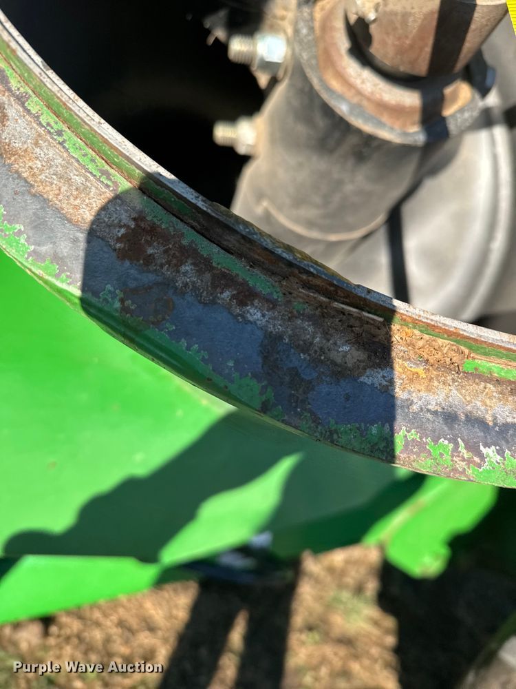 image for item EU6425 Brent 1080 grain cart