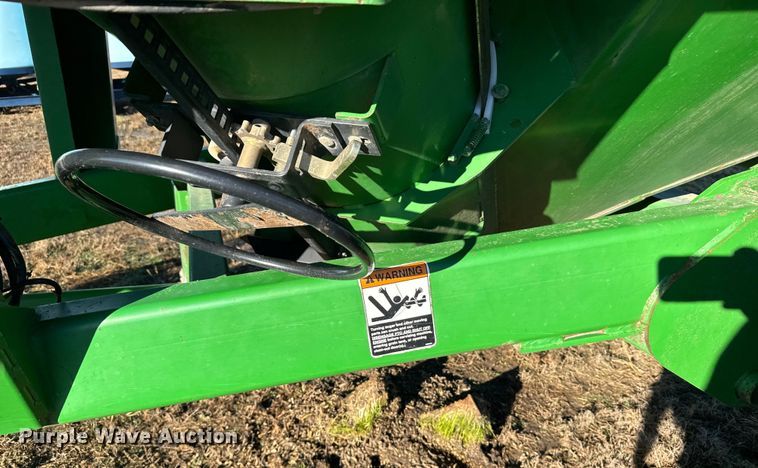 image for item EU6425 Brent 1080 grain cart