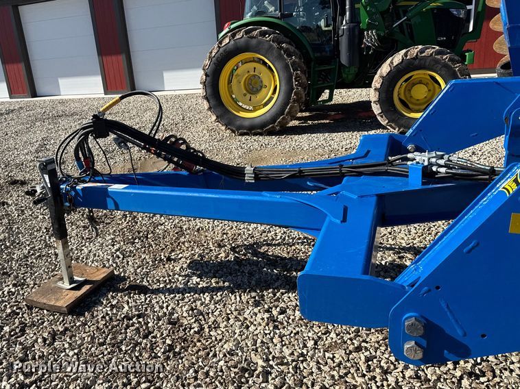 image for item EU6426 2024 Landoll 7530 vertical tillage