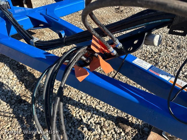 image for item EU6426 2024 Landoll 7530 vertical tillage