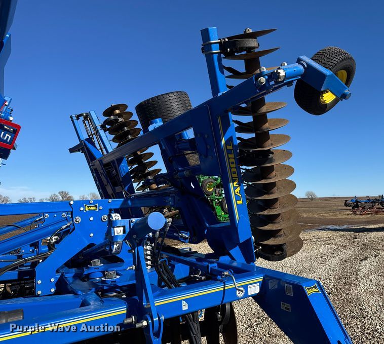 image for item EU6426 2024 Landoll 7530 vertical tillage