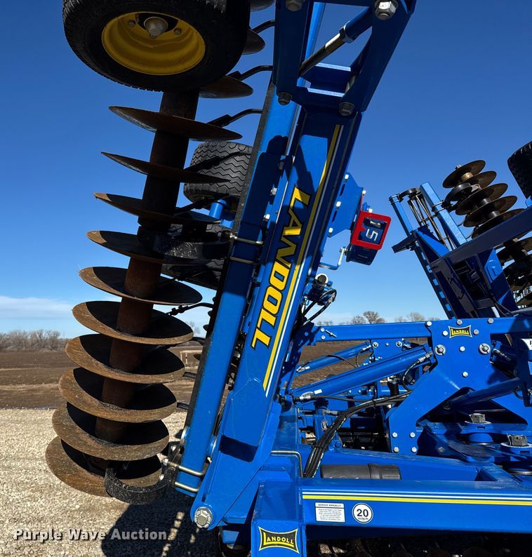 image for item EU6426 2024 Landoll 7530 vertical tillage