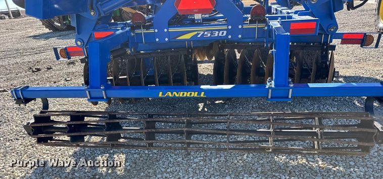 image for item EU6426 2024 Landoll 7530 vertical tillage