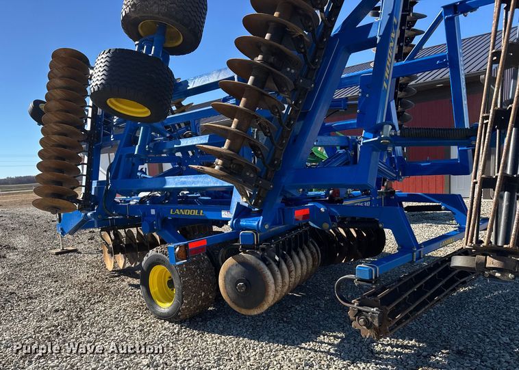 image for item EU6426 2024 Landoll 7530 vertical tillage
