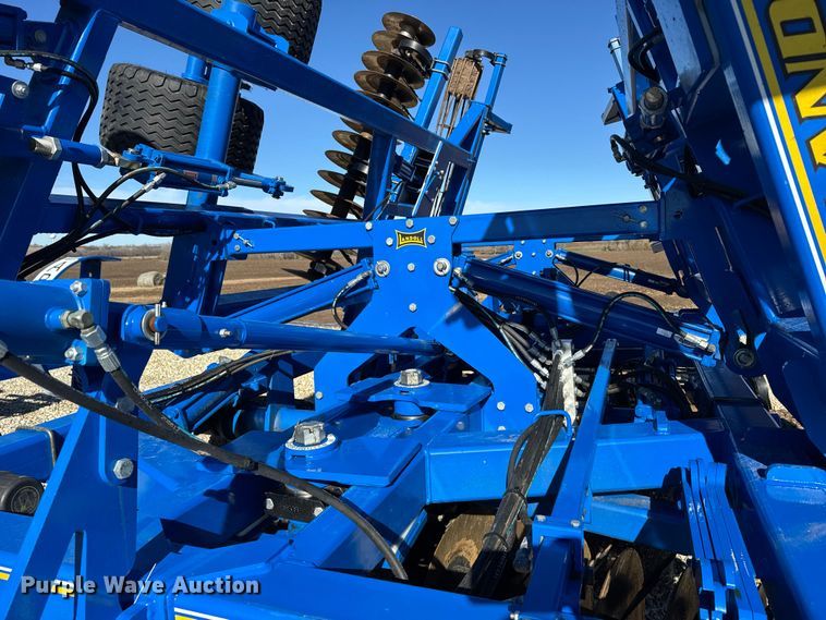 image for item EU6426 2024 Landoll 7530 vertical tillage
