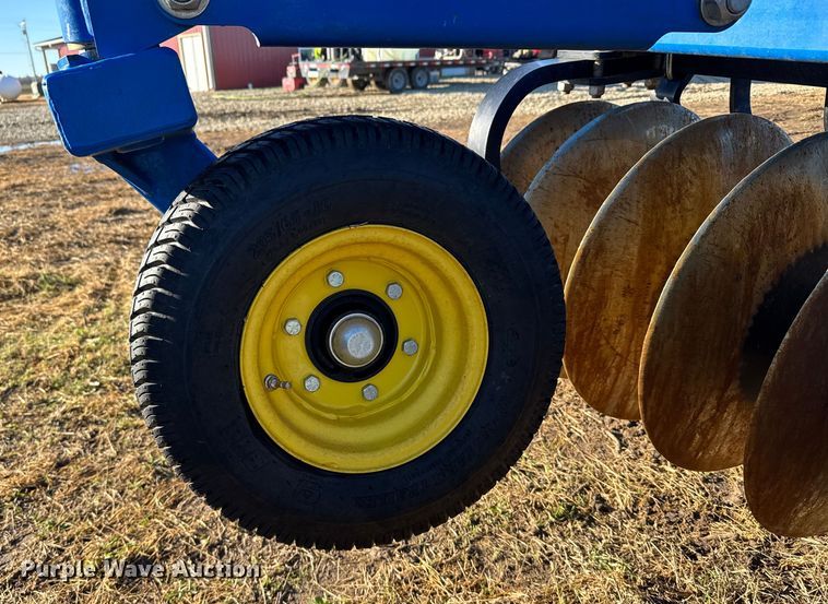 image for item EU6426 2024 Landoll 7530 vertical tillage