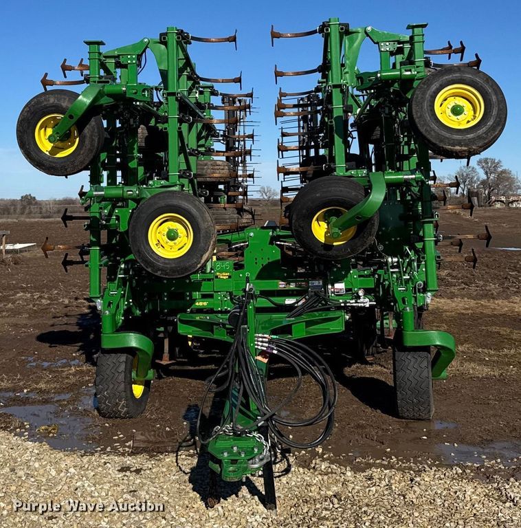 image for item EU6427 2022 John Deere 2230FH field cultivator