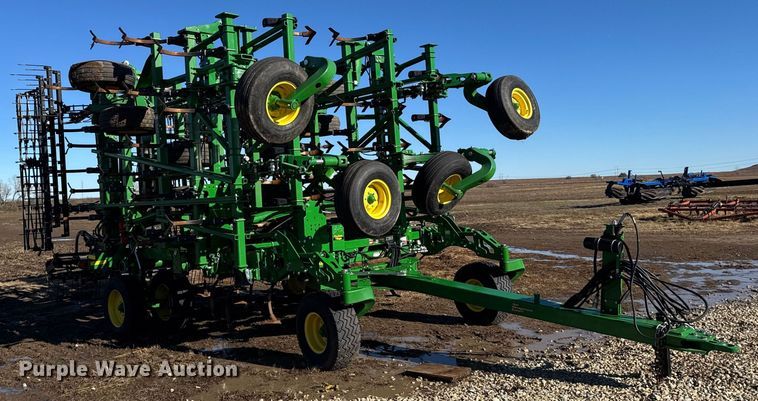 image for item EU6427 2022 John Deere 2230FH field cultivator