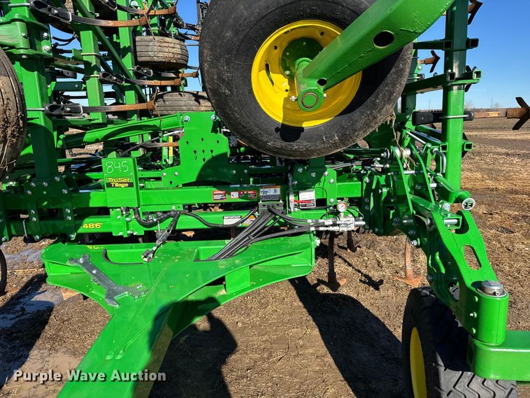 image for item EU6427 2022 John Deere 2230FH field cultivator