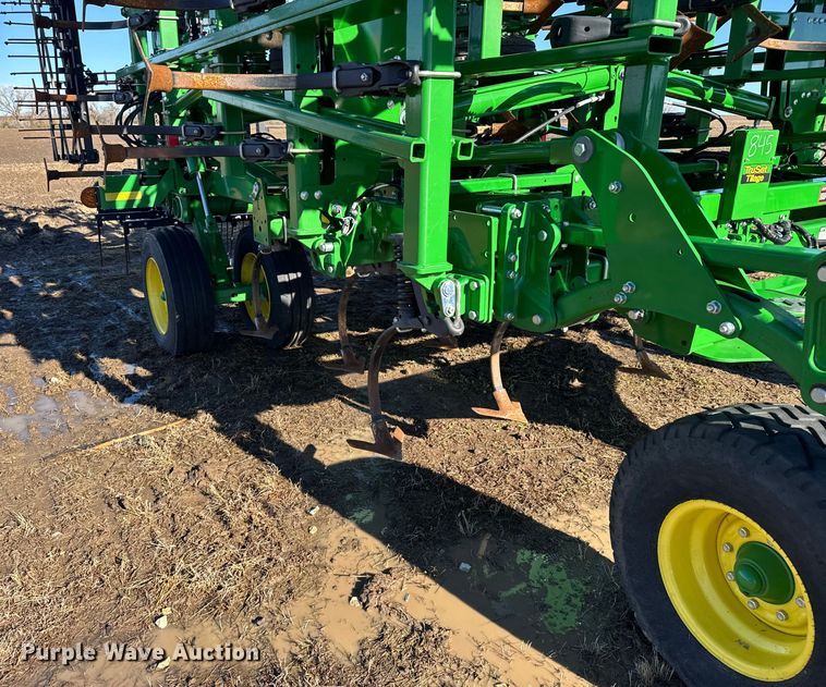 image for item EU6427 2022 John Deere 2230FH field cultivator