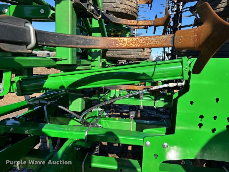 image for item EU6427 2022 John Deere 2230FH field cultivator