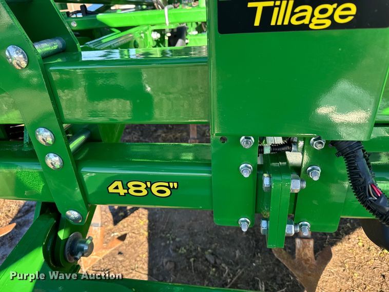 image for item EU6427 2022 John Deere 2230FH field cultivator