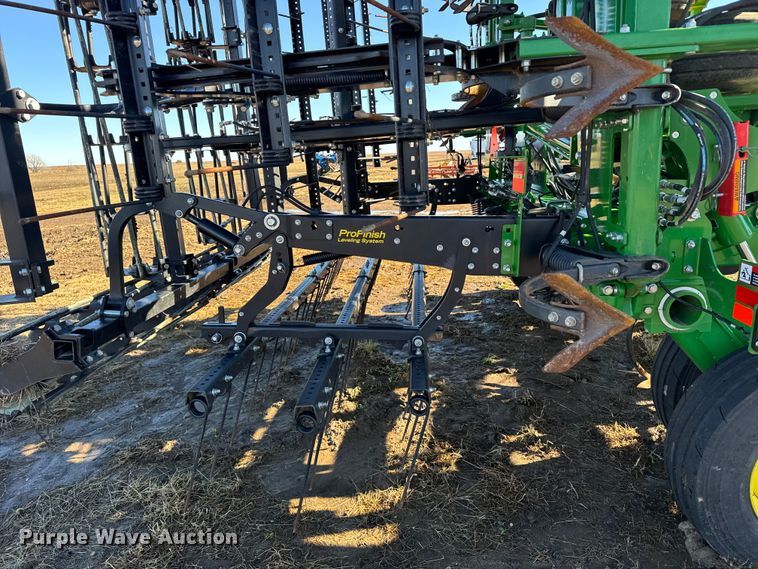 image for item EU6427 2022 John Deere 2230FH field cultivator