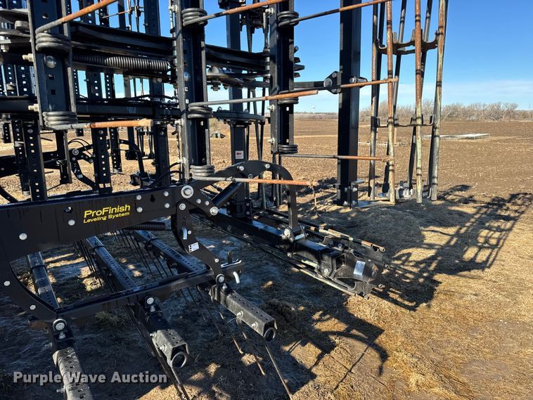 image for item EU6427 2022 John Deere 2230FH field cultivator