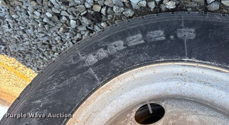 image for item EU6428 2016 Neville Built grain trailer