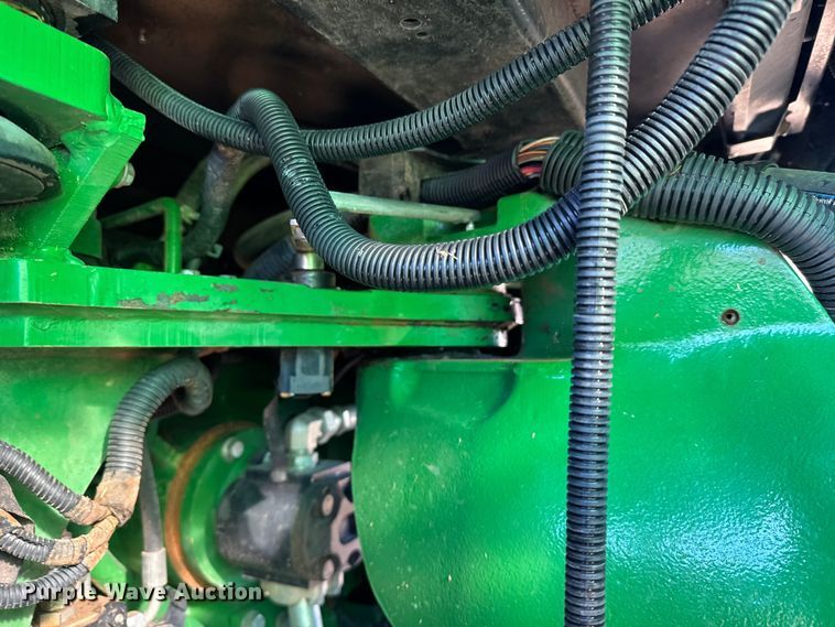 image for item EU6429 2015 John Deere 9620R Scraper Special 4WD tractor