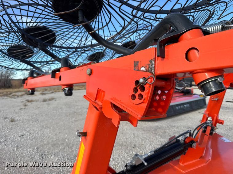 image for item EU6469 2019 Kubota RR212CR hay rake
