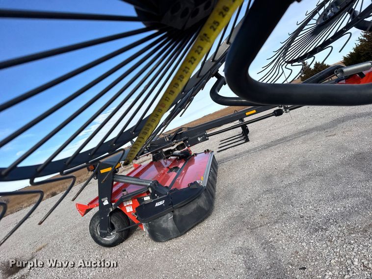 image for item EU6469 2019 Kubota RR212CR hay rake